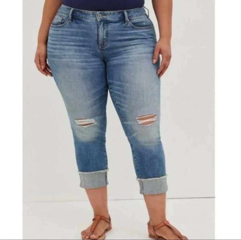 Torrid Crop Boyfriend Jeans Womens Plus 30 Vintage Stretch Distressed Raw Hem